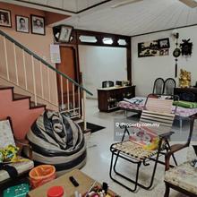 Endlot unit For Sale: Double Storey House in Taman Kepong