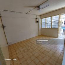 Bukit gedung Un-furnished Free parking 500 sqft 