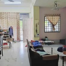 Freehold double storey landed house renovated at sri putri skudai