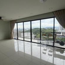 Below market price for sell in window on the park first come first ya