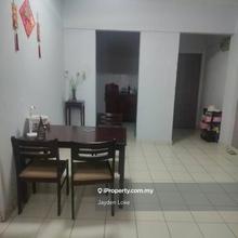 Vila Tropika 3 Bedrooms 2 Bathrooms fully furnished for rent