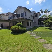 Corner Bungalow With Huge Garden