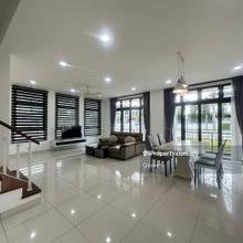 Eco Botanic Double Storey Cluster House corner lot for rent