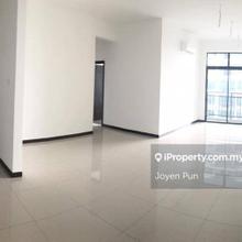 Molek Regency, Taman Molek, Endlot