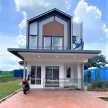 Terrace house for Sale
