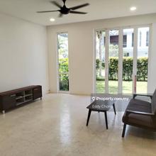Emerald Bay 3-Storey Link House for rent