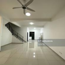 Bukit Impian 2-sty superlink house 24x75 with basic fitting for rent