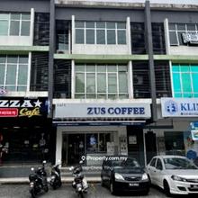 Hot Area! 3 Storey Shop Bandar Seri Putra, Bangi Kajang - For Rent 