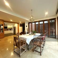 Style, Aesthetic, Warmth & Quality meet here.