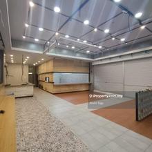 The Netizen G floor shop for rent, high traffic, facing main road, mrt
