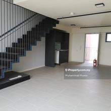 Tamarind Suites Duplex Studio Cyberjaya Freehold Below Spa price,Murah