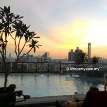 Next to Lot 10 mall. Cozy and homely 1bedroom for rent 