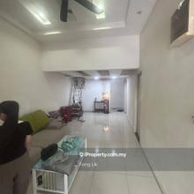 Taman Molek 1.5 Storey Terrace House