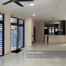 3 Spacious Storey Angular @ Laman Glenmarie, For Sale