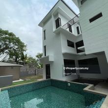 Corner with Private Garden&Pool, Ample Parking Space, Brand New ID