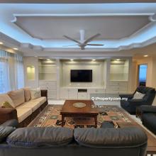 Affluent Neighborhood, Serene Environment