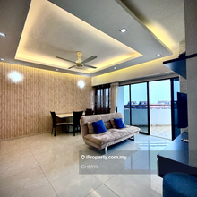 Sri Sayang Condominium in Batu Ferringhi (Mid-High Floor Corner Unit)