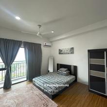 Armani soho good condition ready to move in subang jaya