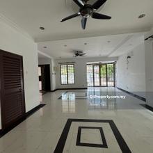 Semi-D Double Storey House Bandar Botanic Well Kept Move In Condition