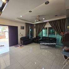 Semi-D house for Rent