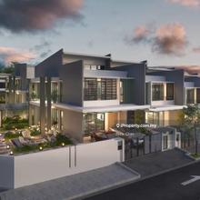 Super Value Buy Freehold Double Storey Superlink House @ 1.4 million