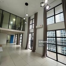 Big big unit, Colonial Duplex For Sale