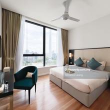 Airbnb hotspot fully furnish near rooftop swimming pool