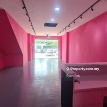 OUG Parklane shoplot for rent