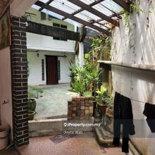 Rare Large Corner 2 storeys