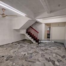 Double Storey Bandar Menjalara Kuala Lumpur For Rent