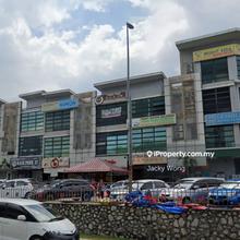 Limited Corner Factory Taman Bukit Serdang, Seri Kembangan