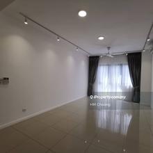 Partially Furnished Unit in Novum @ Bangsar South for Rent!