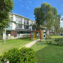 Guarded Gated, 1.5 sty Town House Available