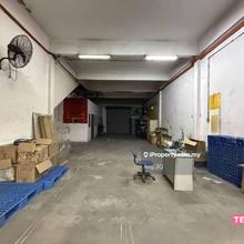 Pandamaran Bungalow Corner Factory Renovation Good Condition