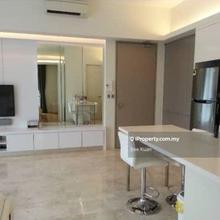 Prime location and well maintain unit