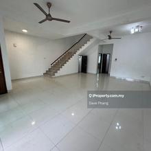 Facing Open with extra parking, freehold 3 storey superlink near DUKE
