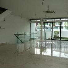 Semi-D house for Sale