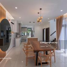 Laman Glenmarie, Shah Alam - Fully Furnished Corner Terrace to Let