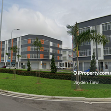 Austin crest jaya putra mount austin