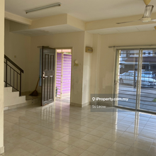 Corner 2 sty terrace house freehold at Alam Suria for rent 