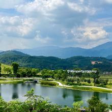 Retreat land with panoramic view of lush green Banjaran Titiwangsa