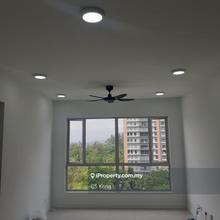 Emerald Hills 2 Bedroom Unit for Rent Facing Central Lake