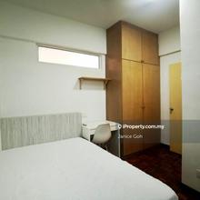 Nice & Comfortable Room with Sharing Bathroom