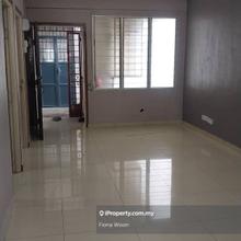 Flat Apartment For Rent Pangsapuri Taman Tasik Utama, Ayer Keroh 