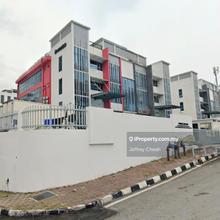 Corner semi-detached factory
