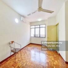 Terrace house for Sale