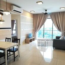 ID design high floor good condition walkableto lrt welcome for viewing