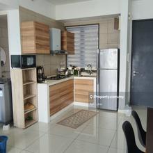 Univ 360 2room 2bath Fully Furnished 2 parking 723sq