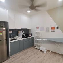 Emporis Kota Damansara Renovated 5 Bedrooms Unit for Sale