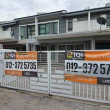 Terrace house for Sale